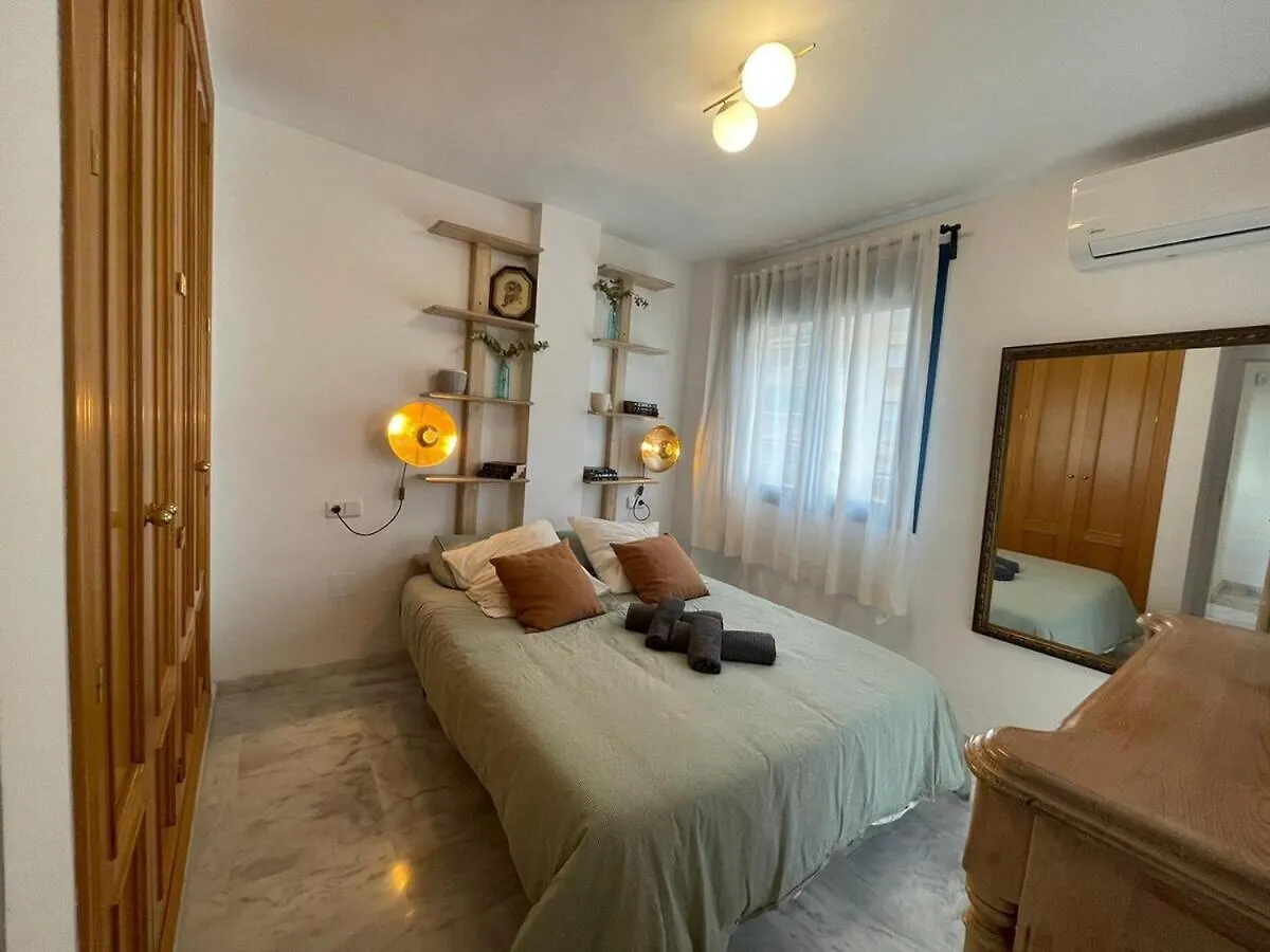 Calu Homes Cerca Playa De Huelin Malaga Apartment