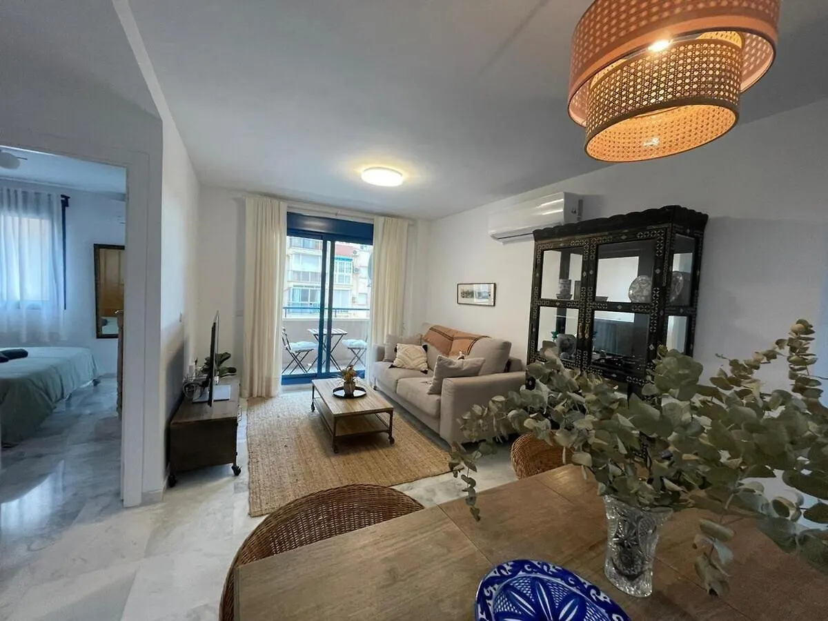 Apartment Calu Homes Cerca Playa De Huelin Malaga