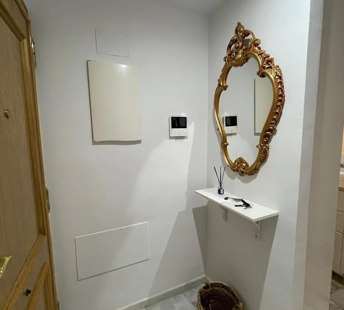 Calu Homes Cerca Playa De Huelin Malaga