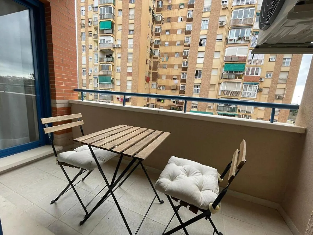 Calu Homes Cerca Playa De Huelin Malaga 0*,